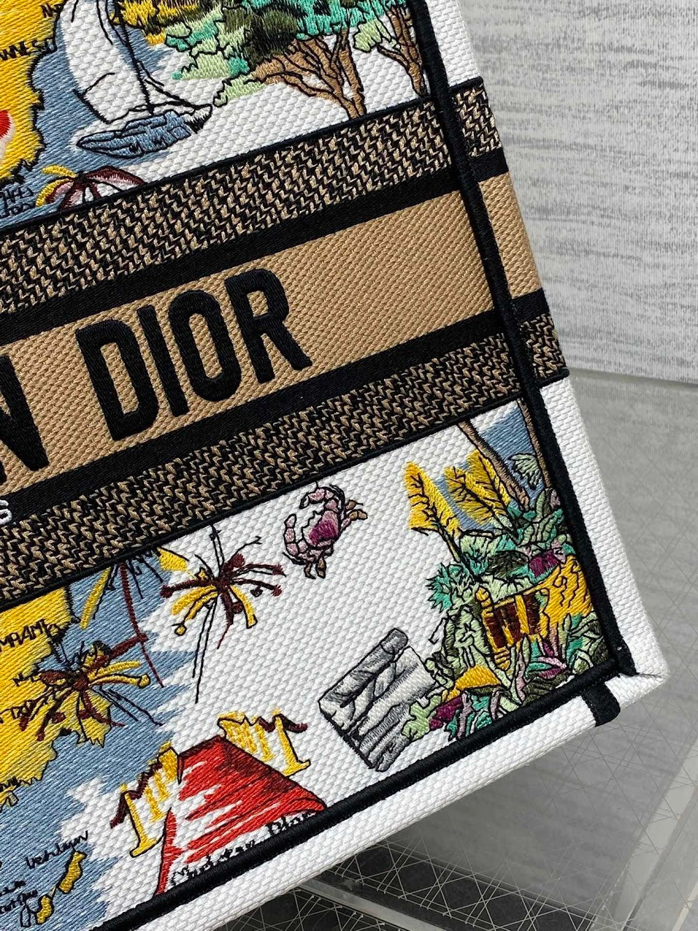new-designer-premium-bags-nm16794