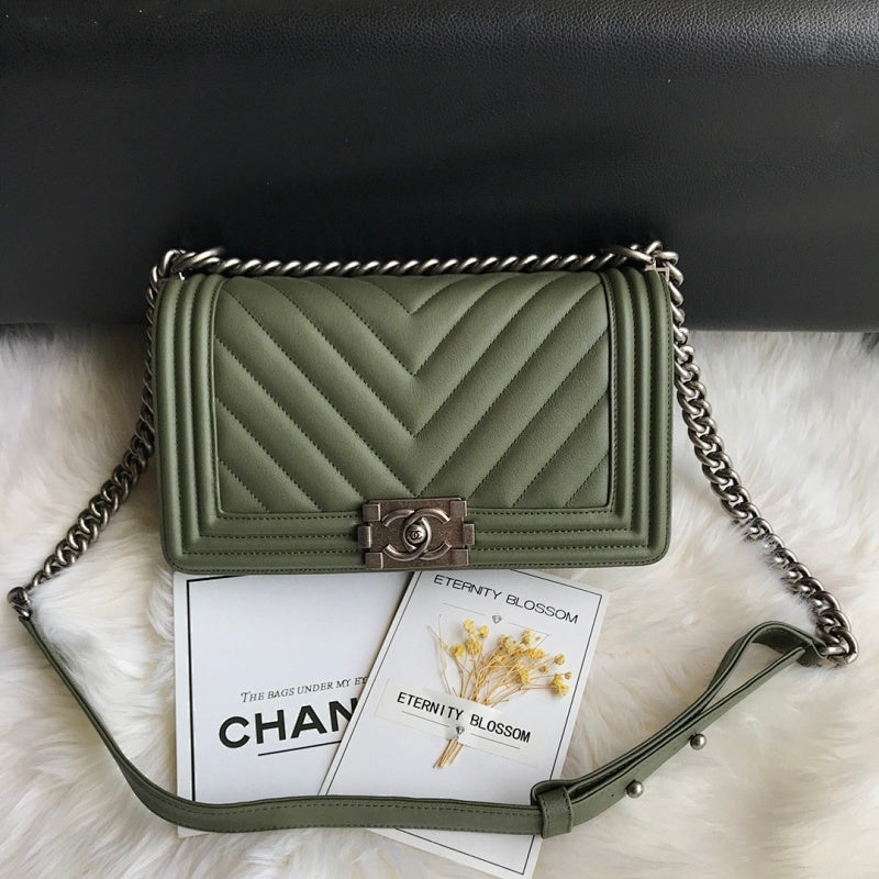 new-luxury-designer-bags-nm19839