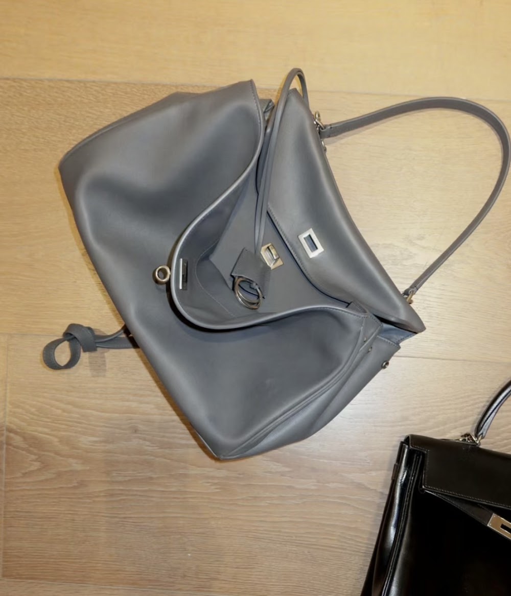 Ezyycart Bags Balenciaga Luxury Bag --111596