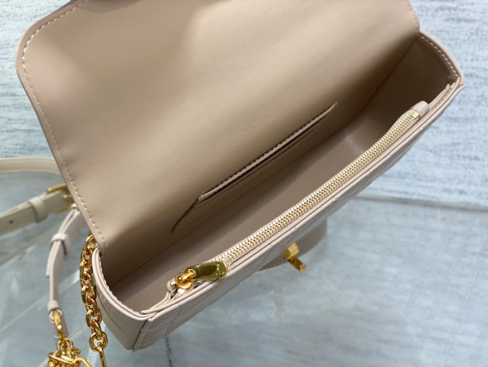 new-luxury-designer-bags-nm16094