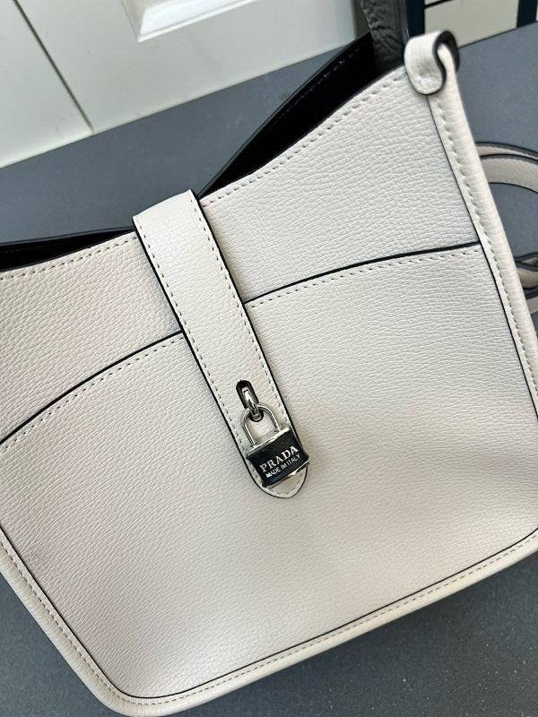 Ezyycart Bags pradn Luxury Bag --74246