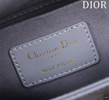 new-luxury-designer-bags-nm7297