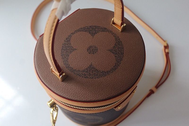 Anum Bags ln Luxury Bag --56850