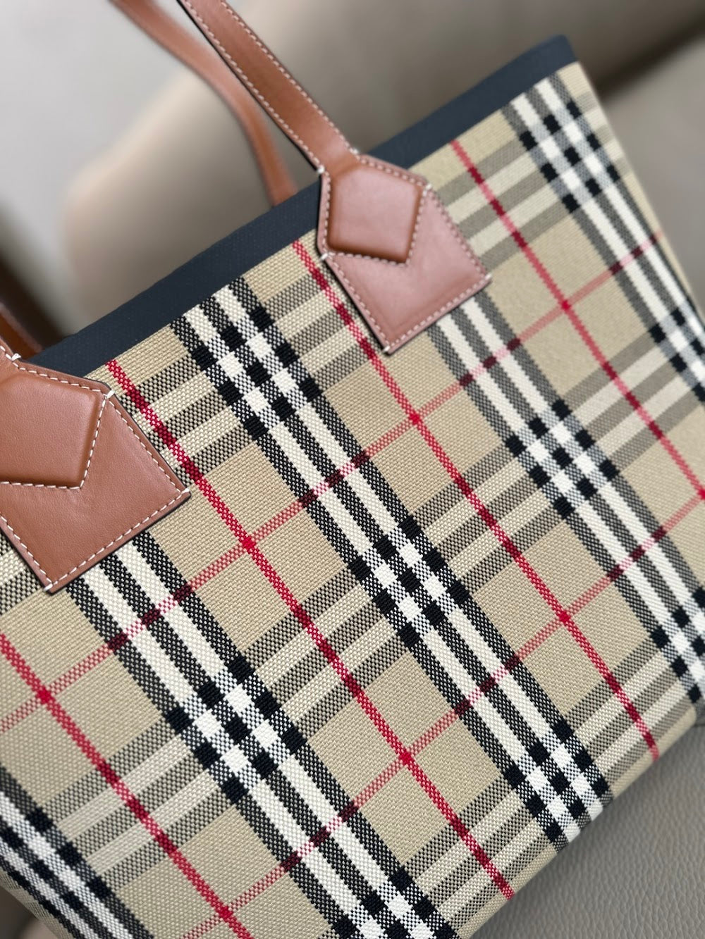 Ezyycart Bags Burberryn Luxury Bag --92737