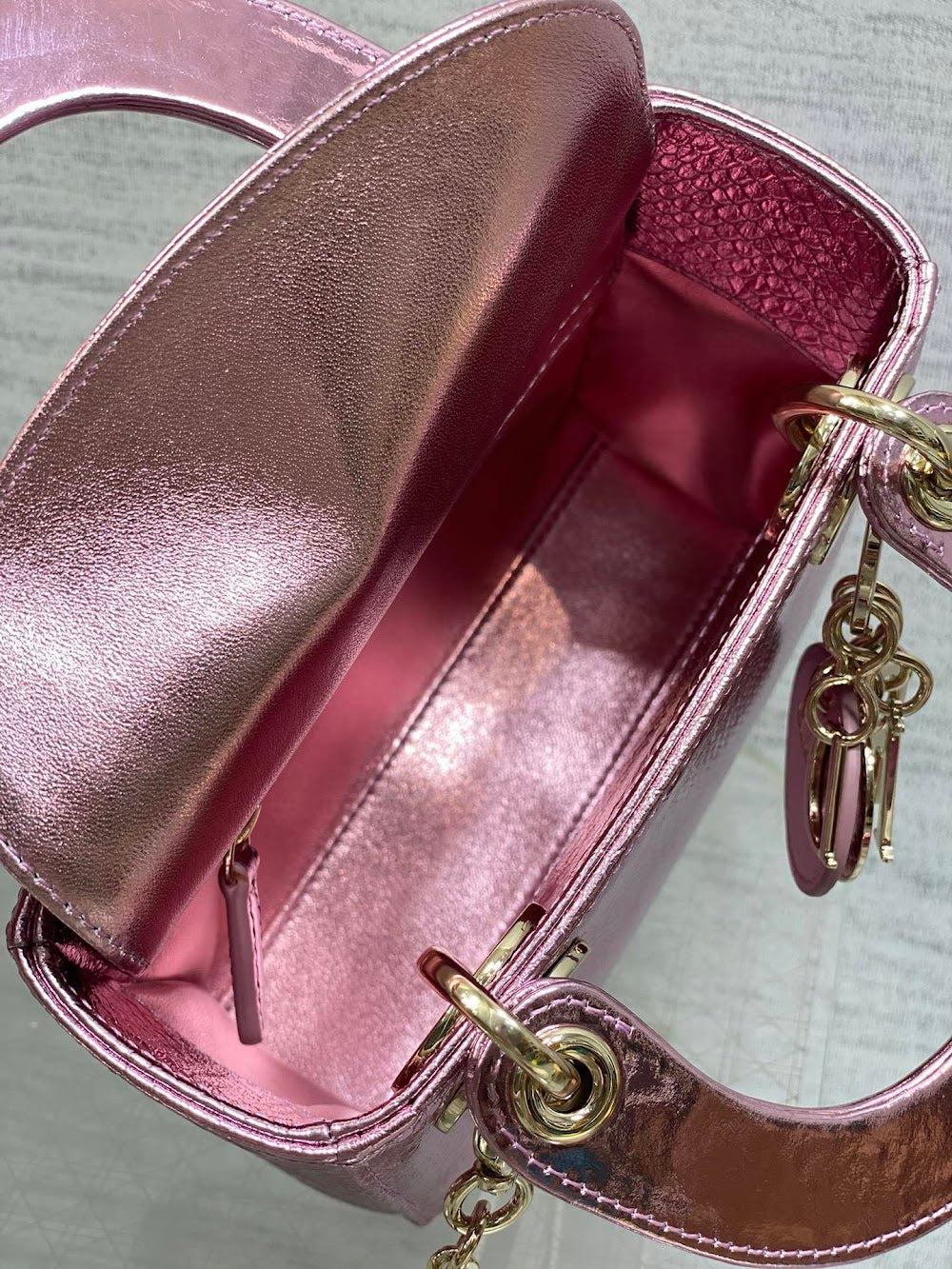 new-designer-premium-bags-nm16765