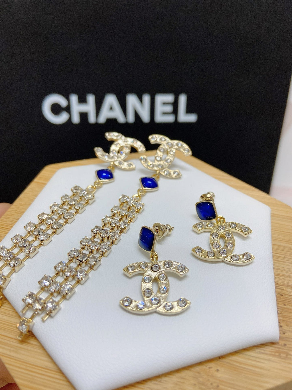 Anum Bags Earring CHL 010