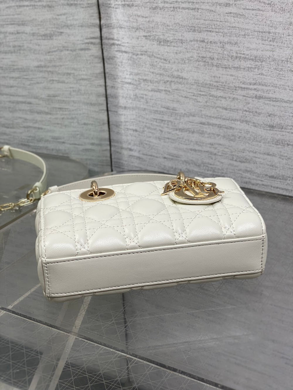 new-designer-premium-bags-nm16742