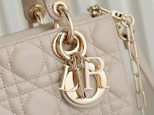 new-luxury-designer-bags-nm7600