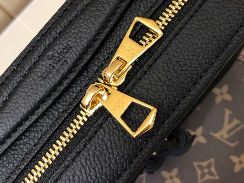 Anum Bags ln Luxury Bag --60149