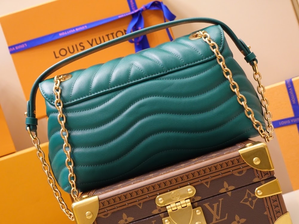 Anum Bags ln Luxury Bag --60201