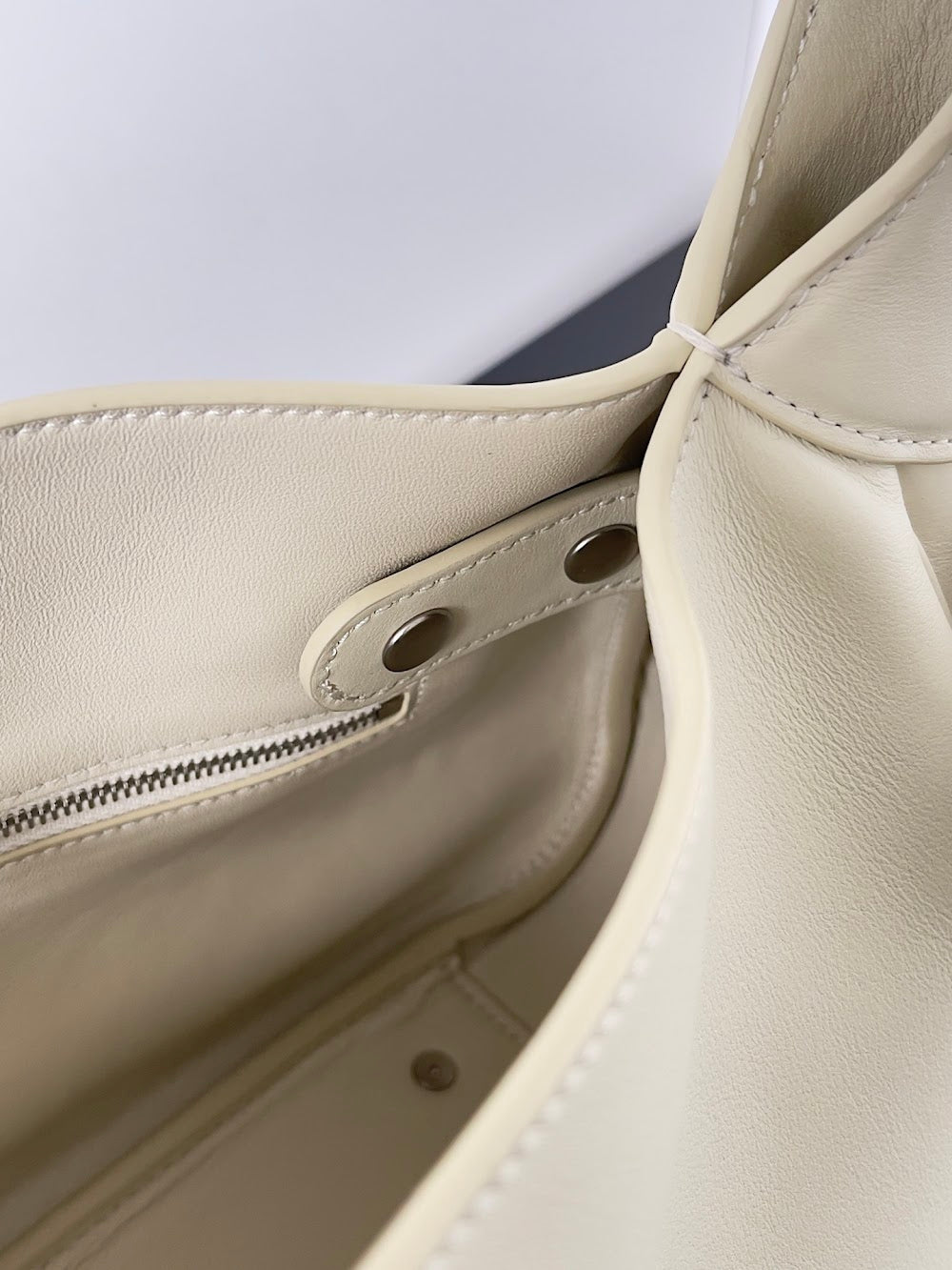 Ezyycart Bags Balenciaga Luxury Bag --111715