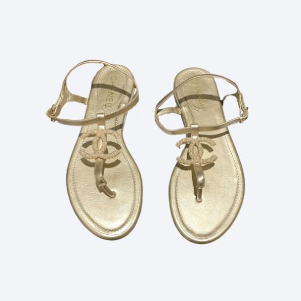 Anum Bags CHL GOLD PEARL CC LOGO GOLDEN THONG SANDALS