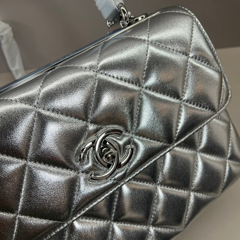 new-luxury-designer-bags-nm20261