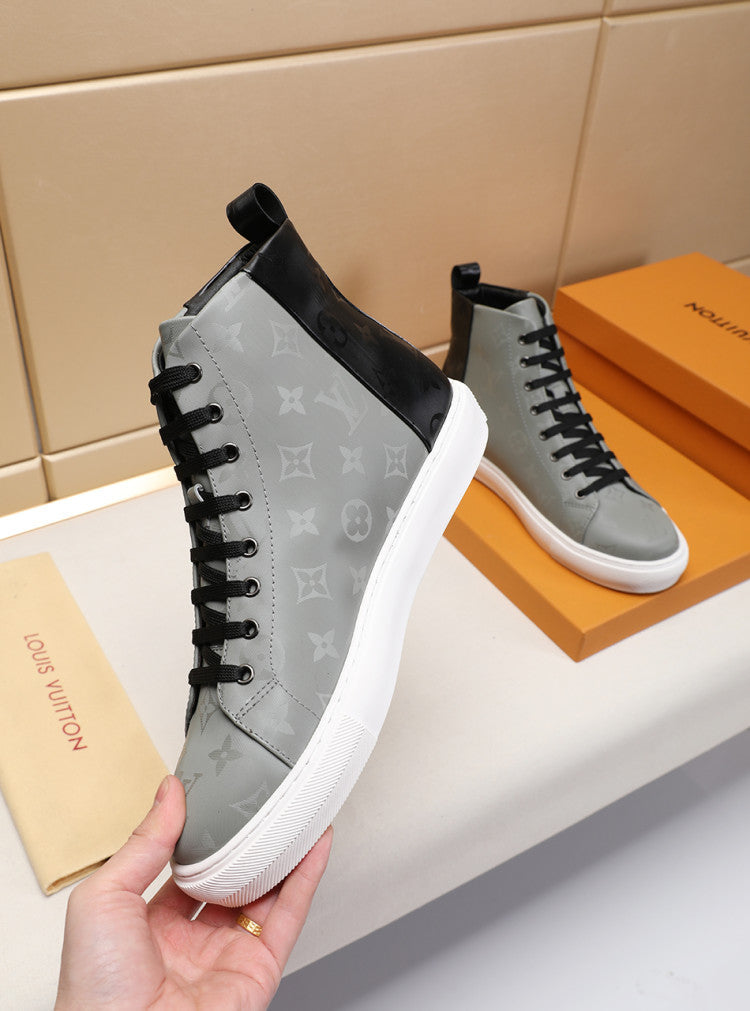 Anum Bags LUV Stellar Trainer Boot Gray Black Sneaker