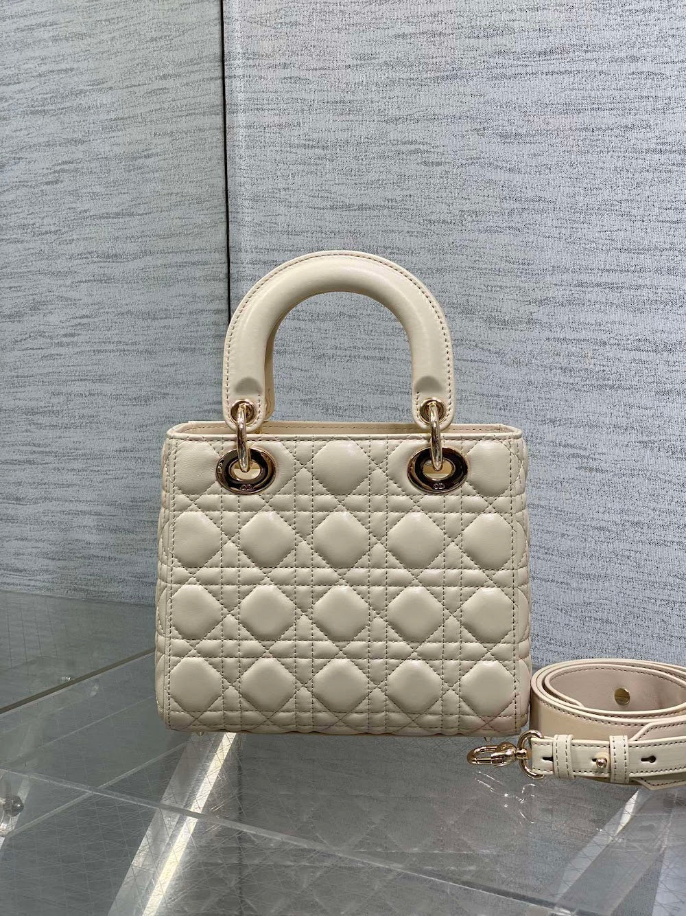 new-luxury-designer-bags-nm16615