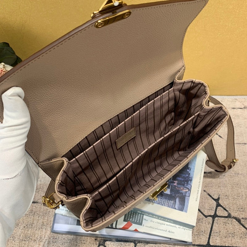 Anum Bags ln Luxury Bag --59111
