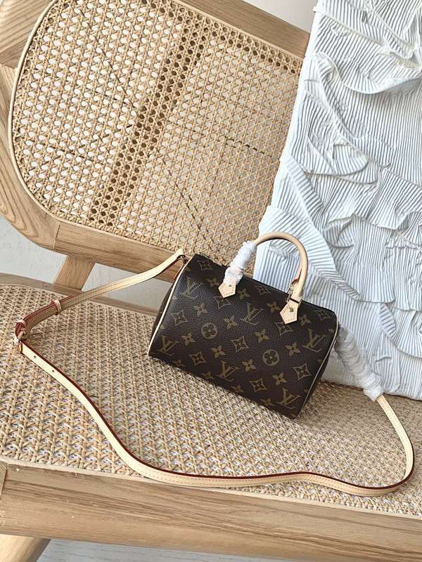 Anum Bags ln Luxury Bag --58864
