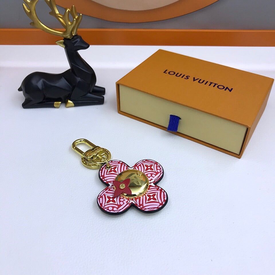 Anum Bags Keychains LUV 018