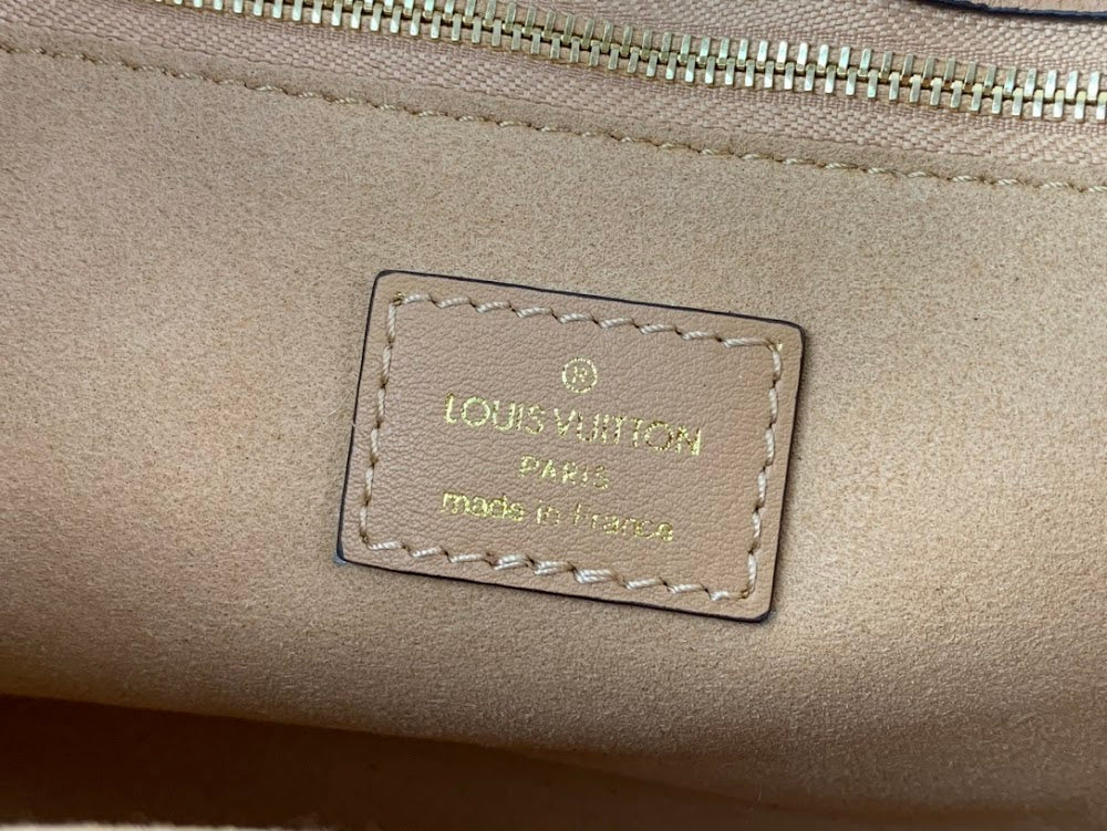 Anum Bags ln Luxury Bag --57981