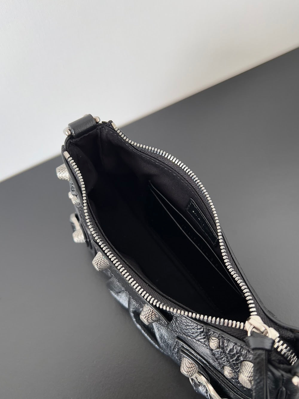 Ezyycart Bags Balenciaga Luxury Bag --111181