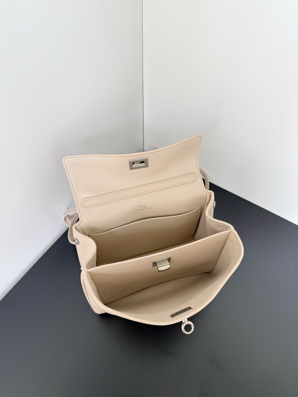 Ezyycart Bags Balenciaga Luxury Bag --111425