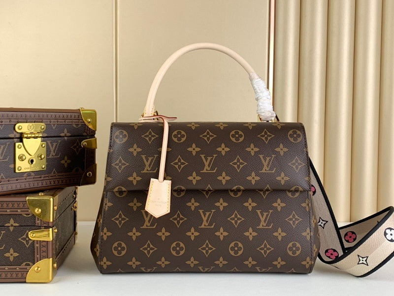 Anum Bags ln Luxury Bag --56472