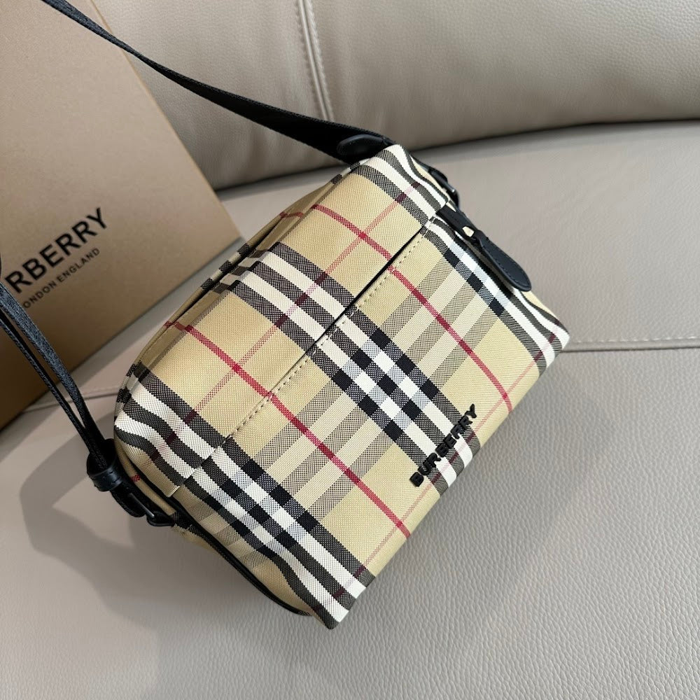 Ezyycart Bags Burberryn Luxury Bag --91808