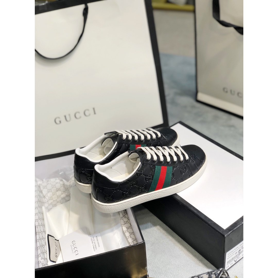 Ezyycart Bags MO-GCI Ace Embroidered ' LOGO Sneaker 065