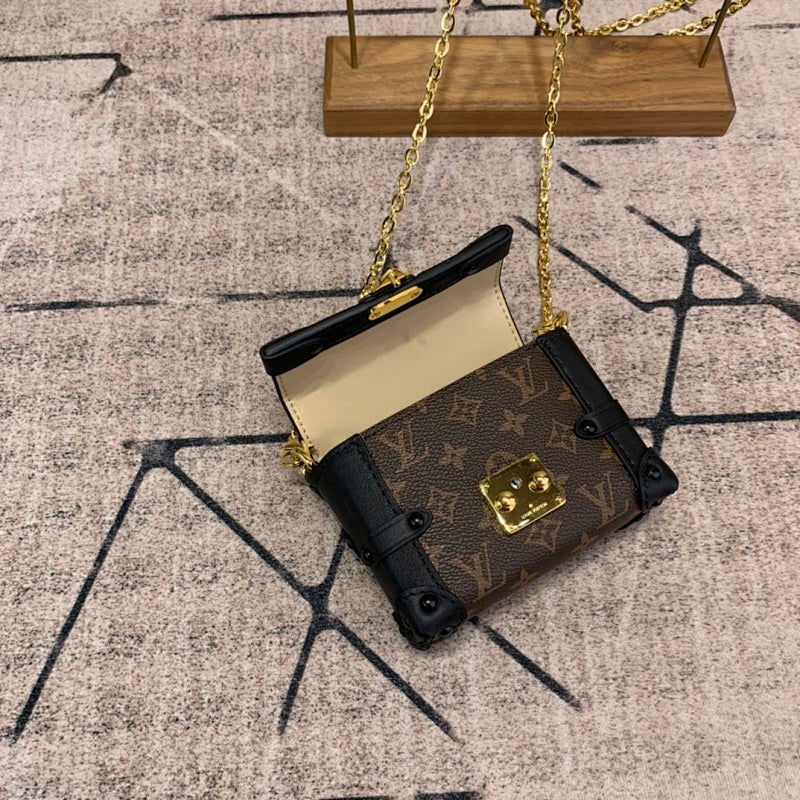 Anum Bags ln Luxury Bag --57721