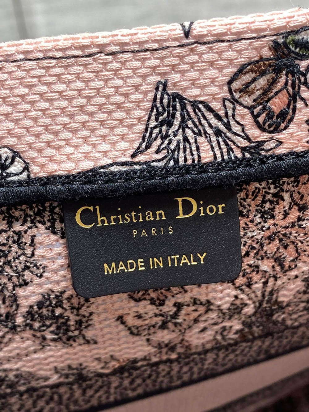 new-luxury-designer-bags-nm16729