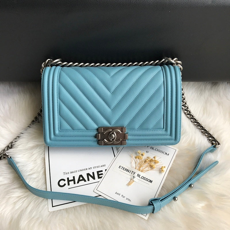new-luxury-designer-bags-nm9290