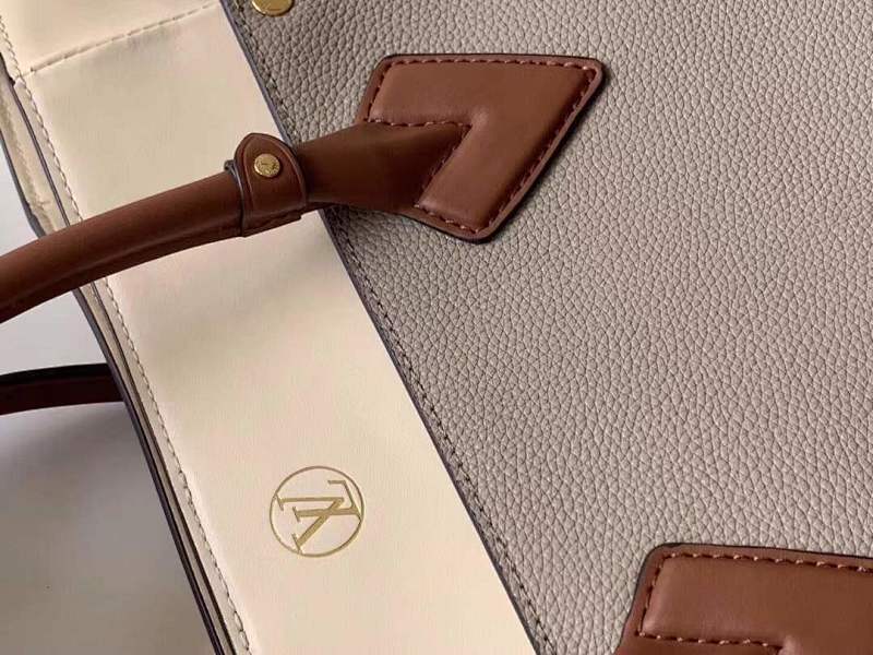 Anum Bags ln Luxury Bag --60469