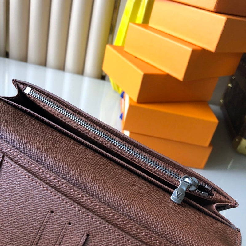Anum Bags ln Luxury Bag --60263