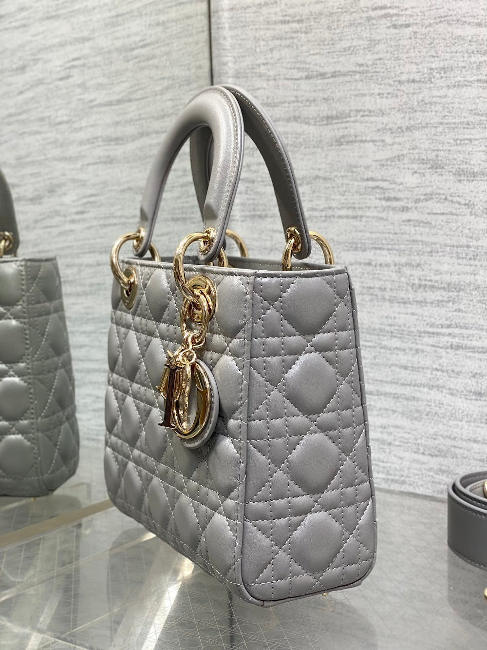 new-designer-premium-bags-nm16314