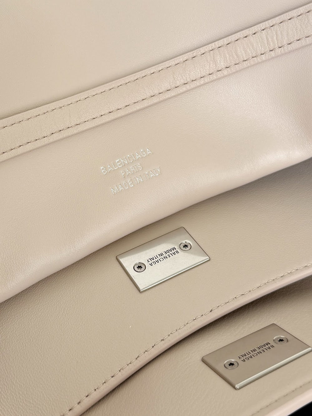 Ezyycart Bags Balenciaga Luxury Bag --111606
