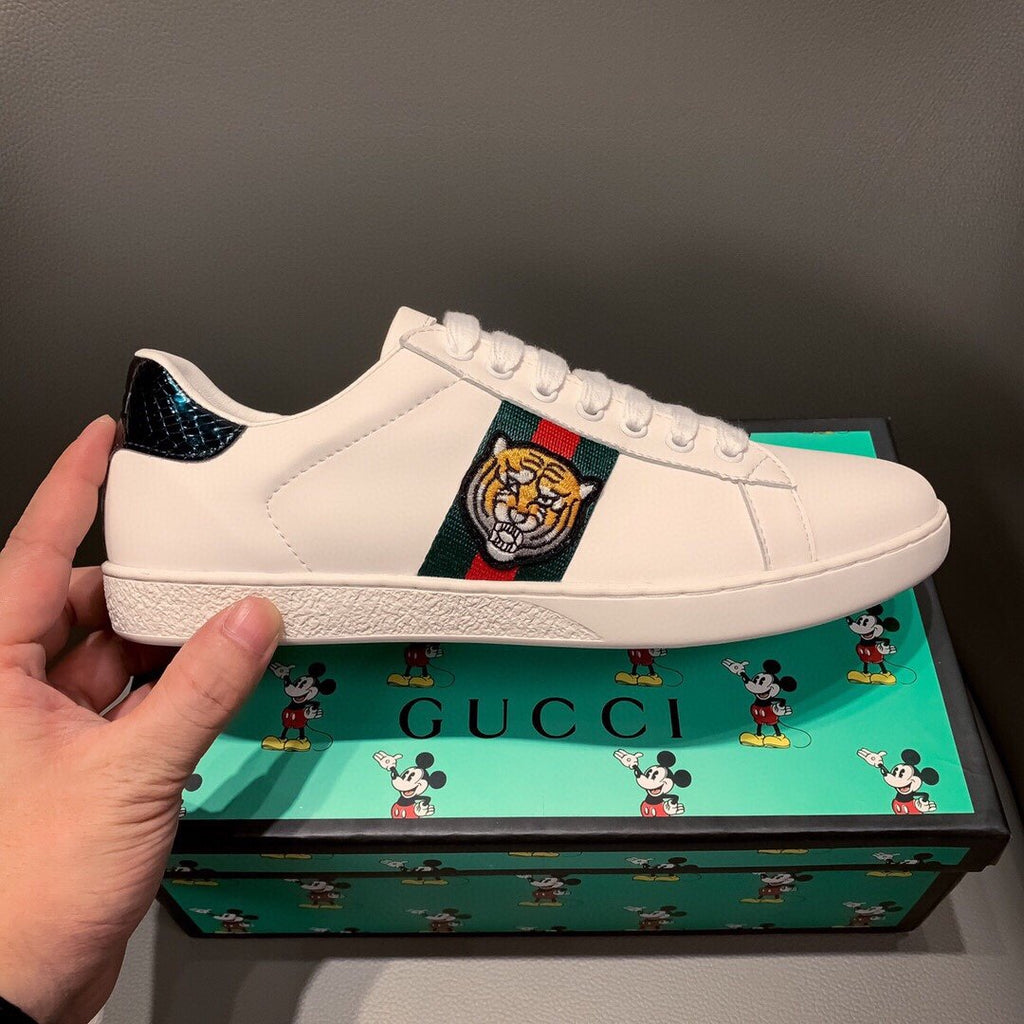 Ezyycart Bags MO-GCI Ace Embroidered TIGGER SNEAKER 125