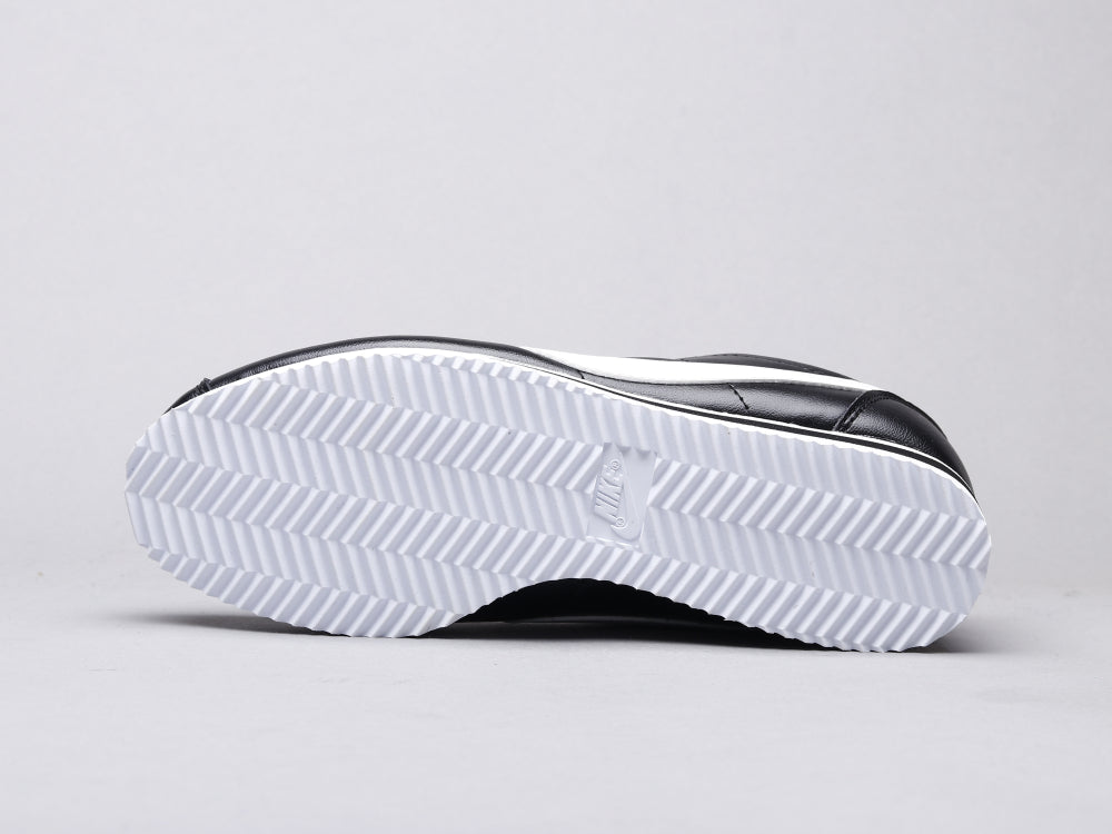 Ezyycart Bags NKE A generation of black and white leather