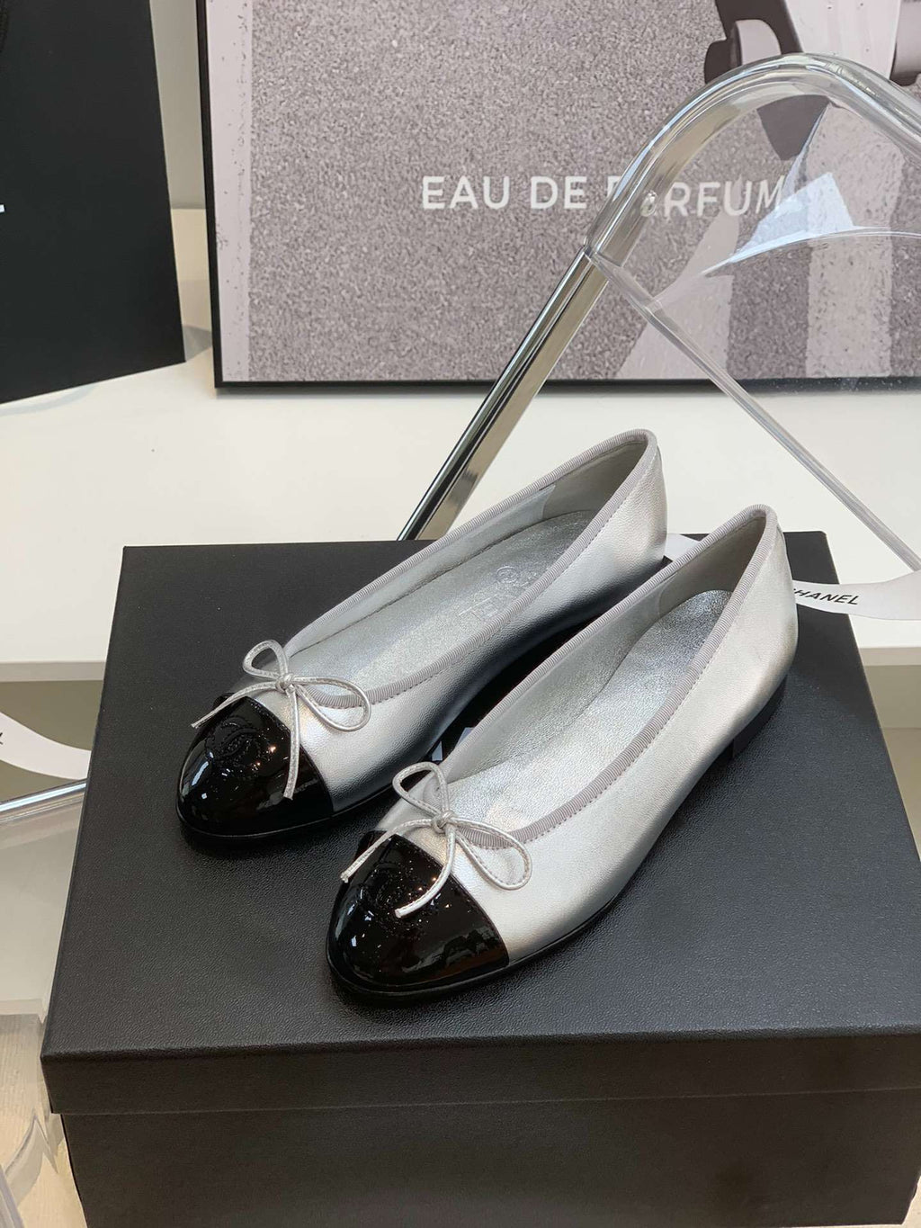 Anum Bags CHL SILVER BALLET FLATS