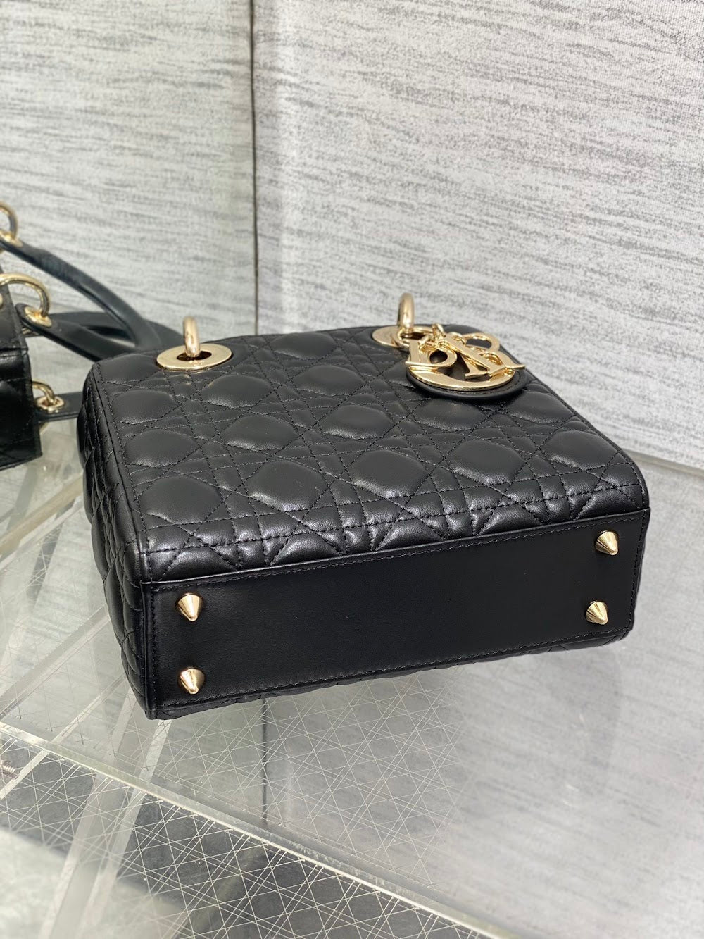 new-designer-premium-bags-nm16329