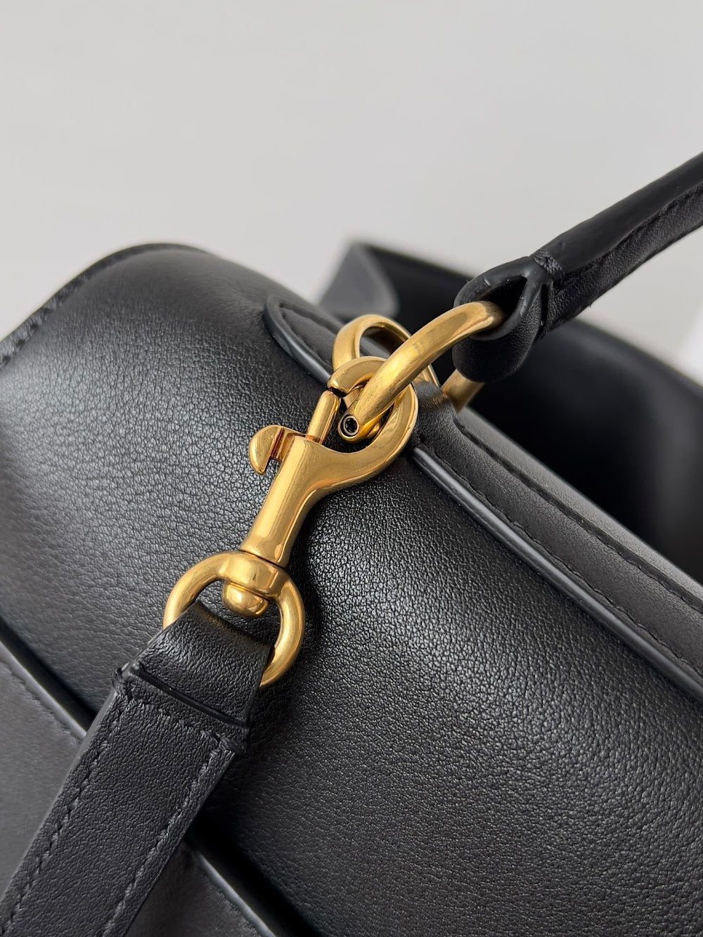 Ezyycart Bags Balenciaga Luxury Bag --110822
