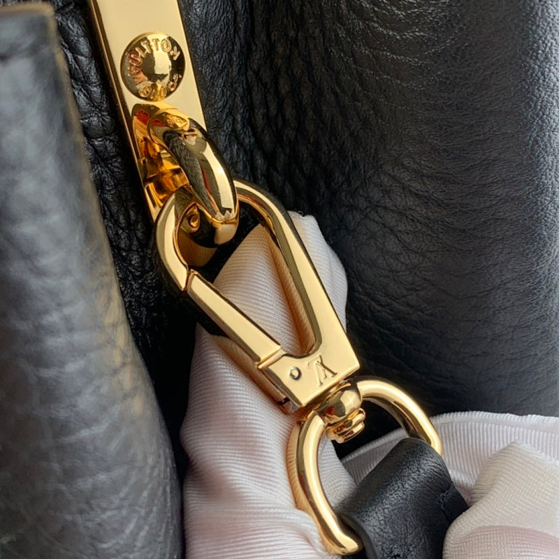 Anum Bags ln Luxury Bag --61016