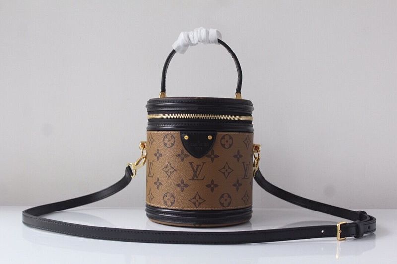 Anum Bags ln Luxury Bag --59017