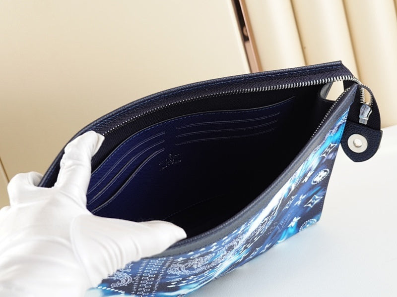 Anum Bags ln Luxury Bag --56166