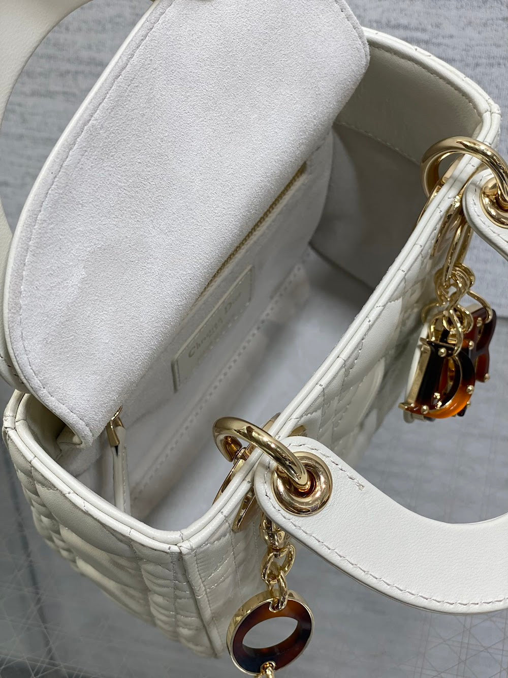 new-designer-premium-bags-nm16201