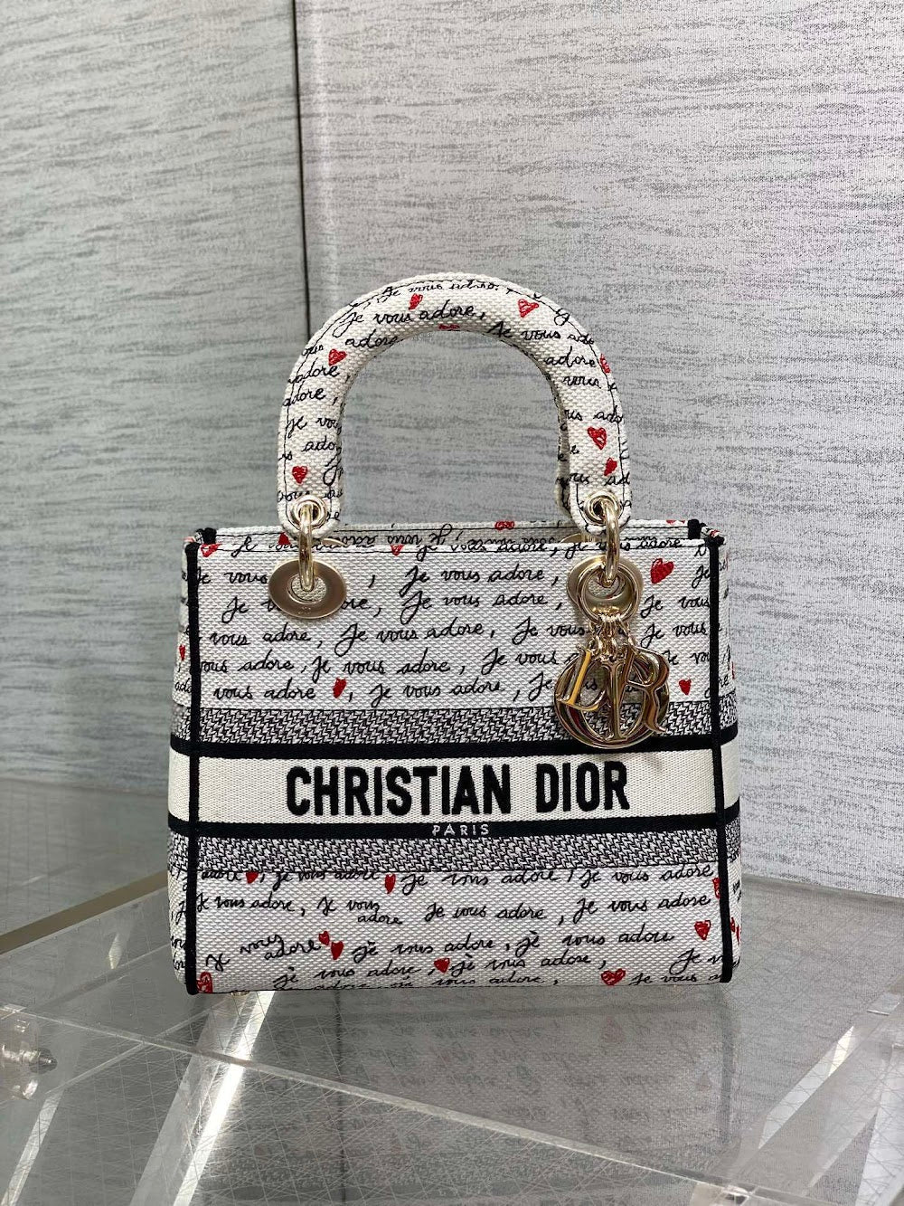 new-luxury-designer-bags-nm16078