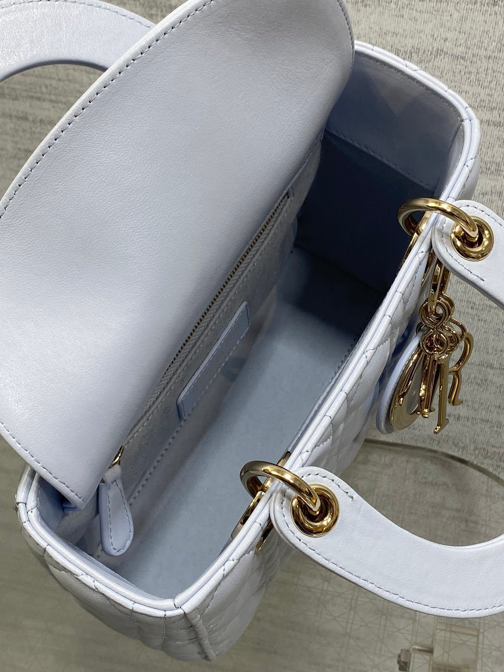 new-designer-premium-bags-nm16355
