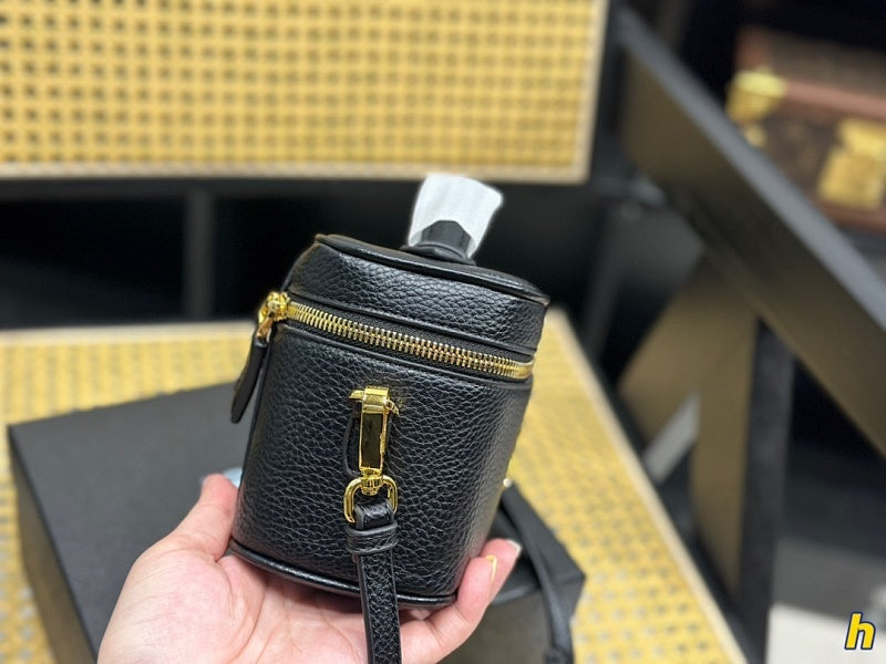 Ezyycart Bags pradn Luxury Bag --73135