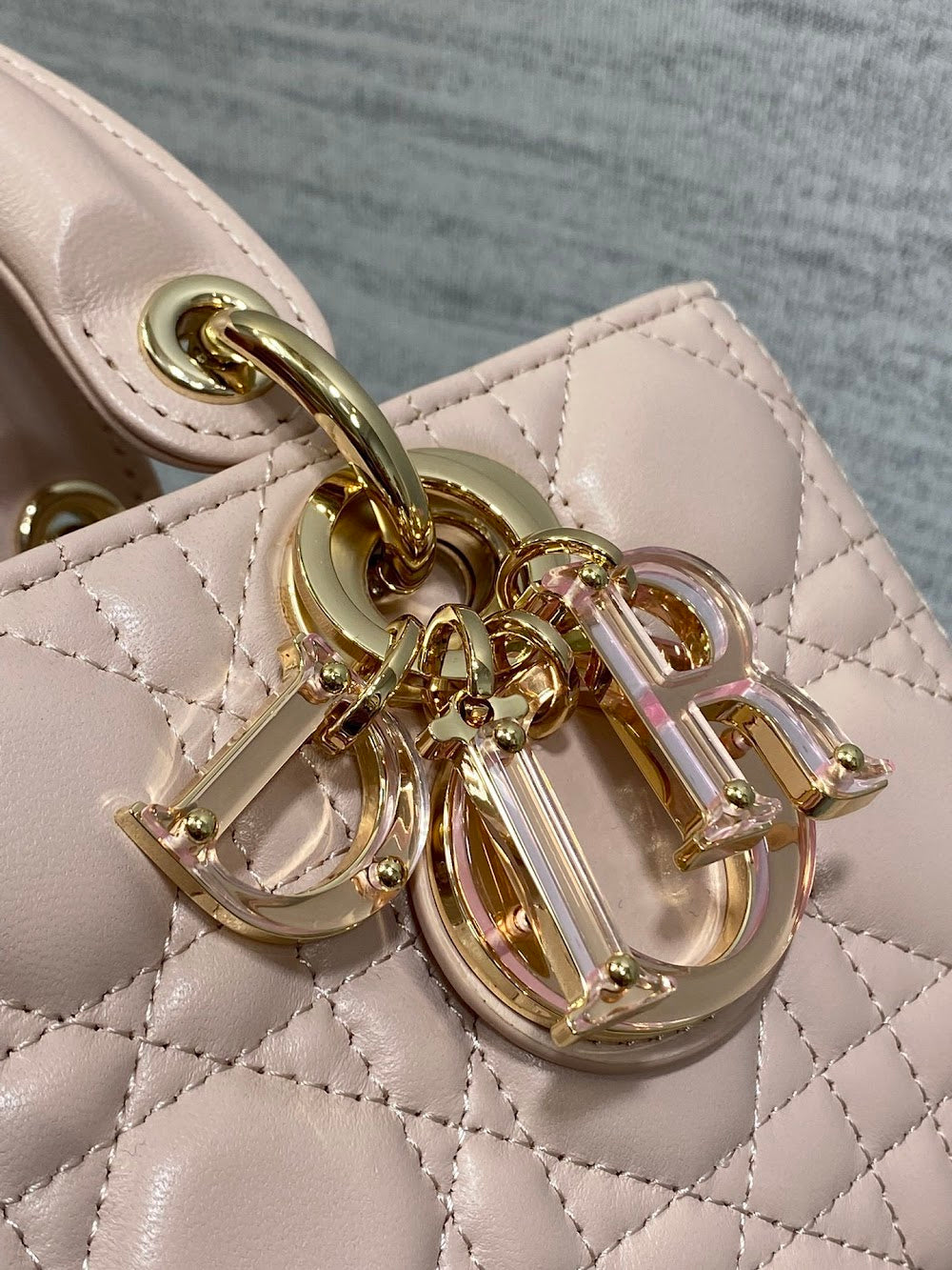new-designer-premium-bags-nm16056
