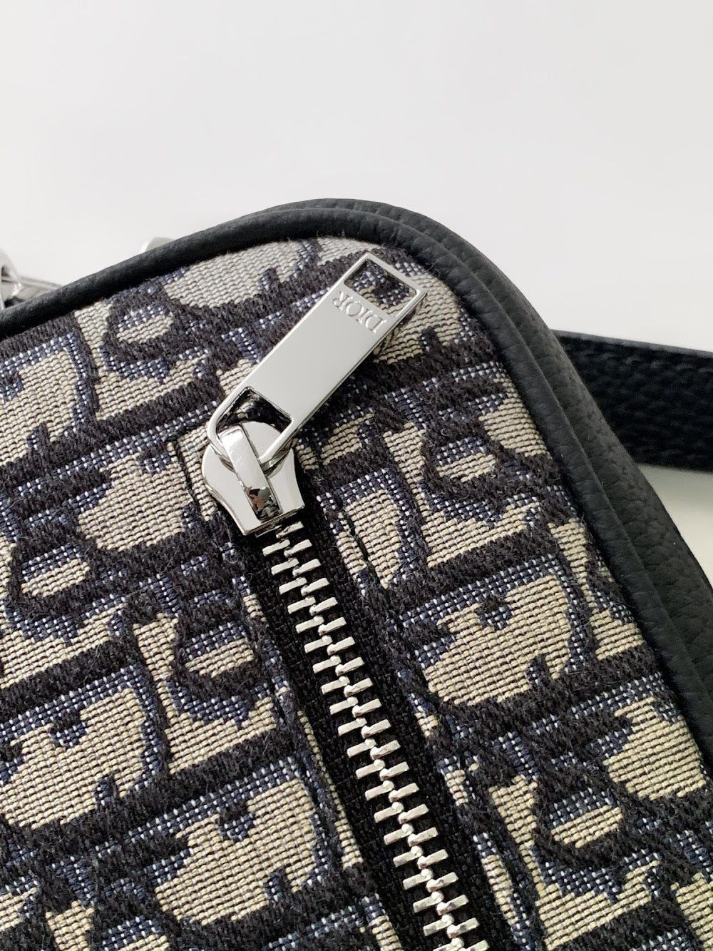 new-designer-premium-bags-nm15946