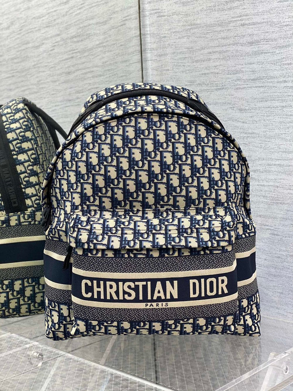 new-luxury-designer-bags-nm16075